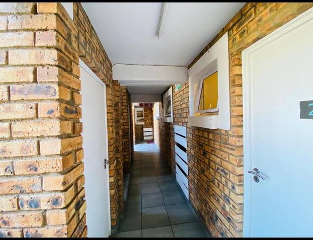 2 BEDROOM TOWNHOUSE FOR SALE IN DINWIDDIE